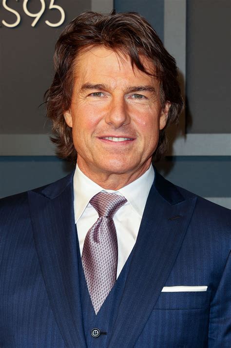 current photo of tom cruise