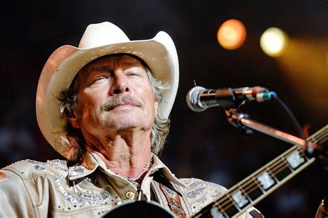 current picture of alan jackson