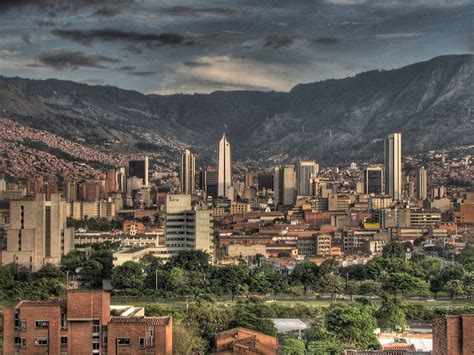 current time in medellin antioquia