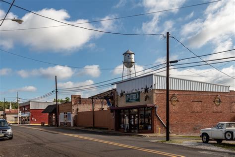 Downtown Cushing, Texas Cushing, Texas is a small town loc… Flickr