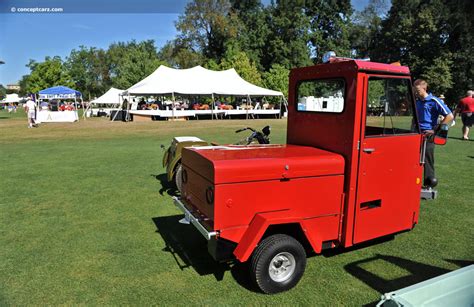 cushman car