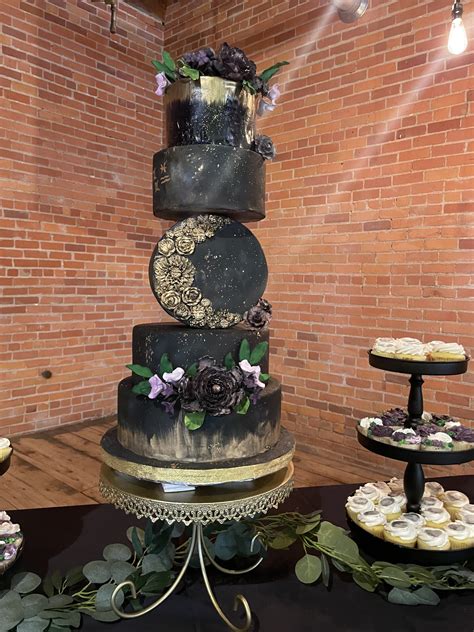 Custom Cakes Jackson Mi