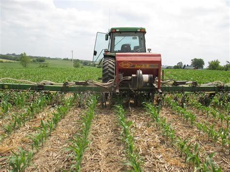 Custom Cover Crop Seeding