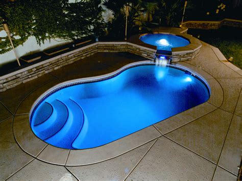 Custom Fiberglass Pool Shell