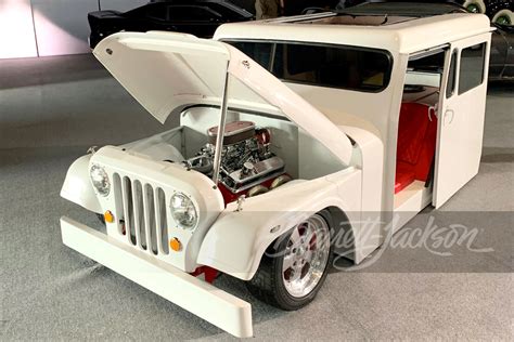 Custom Mail Jeep