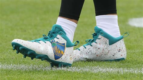 custom nfl cleats gallery