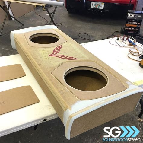 Custom Speaker Boxes In Car
