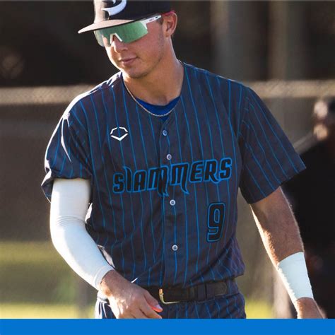 Custom Uniforms Builder