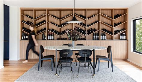 Custom Wall Wine Storage