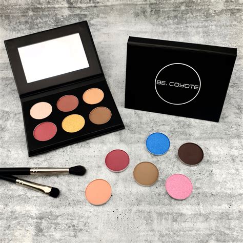 customizable eyeshadow palette with pictures