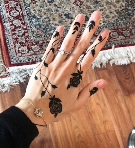 henna tattoos on Tumblr