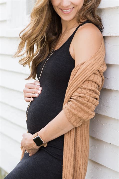 Cute Non Maternity Clothes: How To Dress Stylishly During Pregnancy