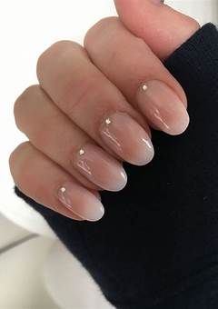 Cute Oval Acrylic Nails: A Trendy Nail Style In 2023