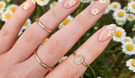 45 Elegant and Trendy Almond Shaped Nails for Summer Nails 2021