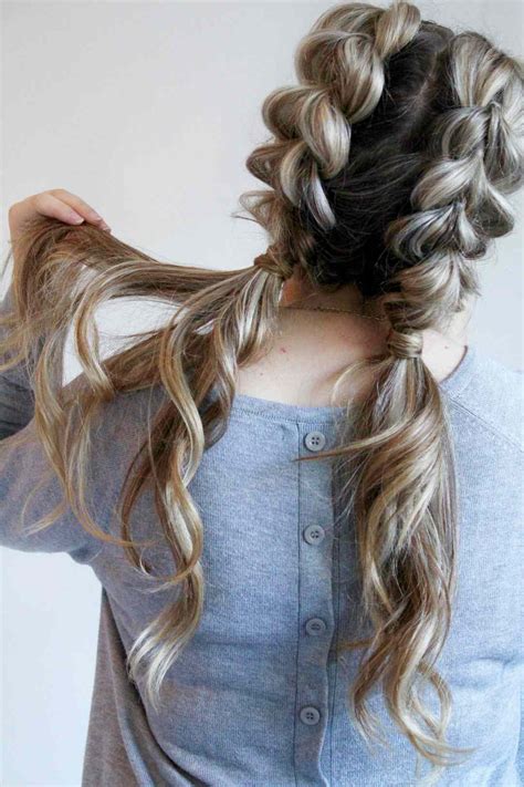 Fresh Cute Easy Hairstyles To Do With Wavy Hair With Simple Style