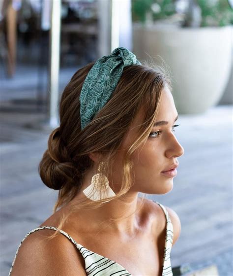 This Cute Hairstyles To Go With A Headband For Short Hair