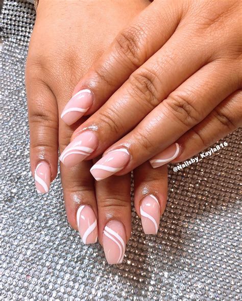 cute lines nail designs