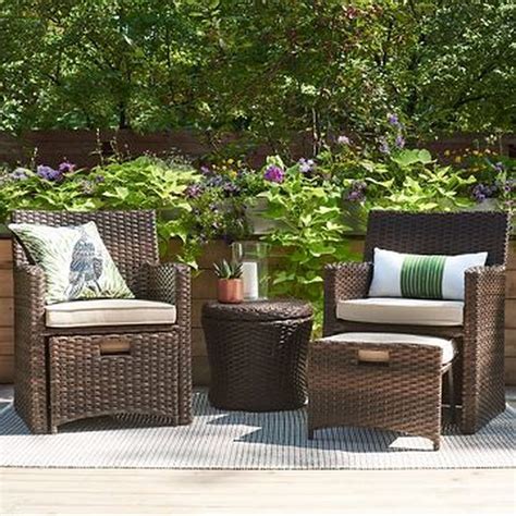 My super cute patio!! Outdoor furniture, Outdoor decor, Outdoor