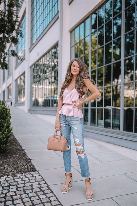 Cute summer jeans outfit Cute date outfits, Date night fashion, Night