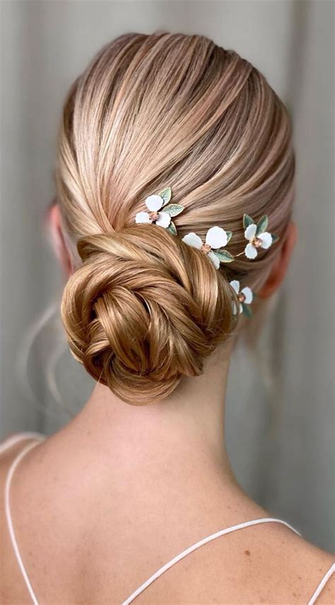 The Cute Updo Hairstyles For Long Hair With Simple Style