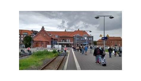 Cuxhaven Bahnhof Stock Photo - Alamy