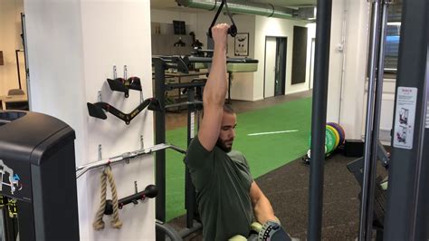 D Handle Lat Pulldown Reddit