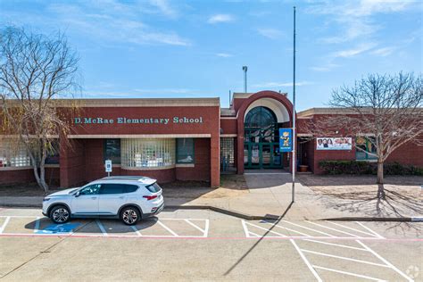 d mcrae elementary fort worth