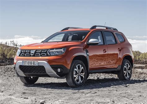 dacia duster 2023 costo