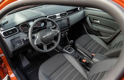 dacia duster 2023 interior