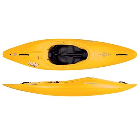 Dagger RPM MAX kayak (Large), great condition, 2 x Buoyancy bags in