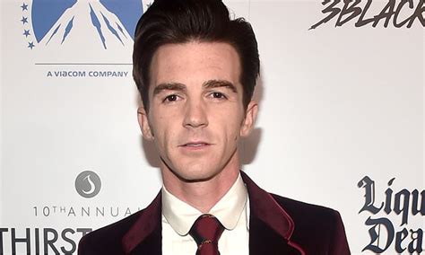 daily mail drake bell