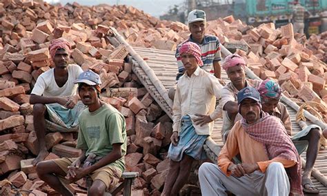daily wage labourers in india