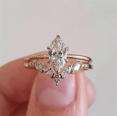 Dainty Wedding Ring Set Unique
