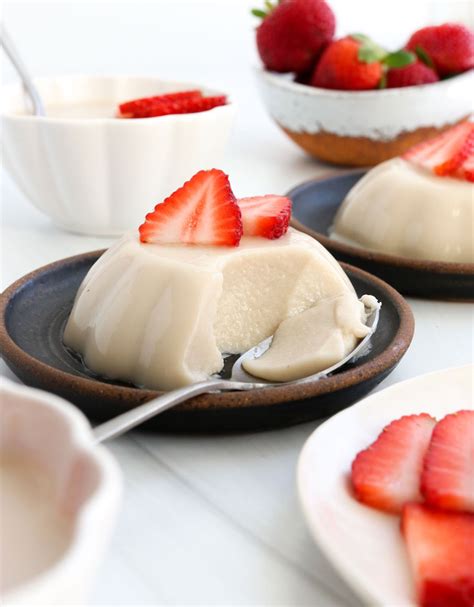 Dairy-Free Panna Cotta With Coconut Milk