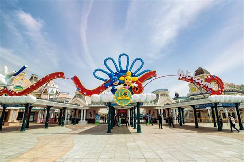 dalian discoveryland theme park