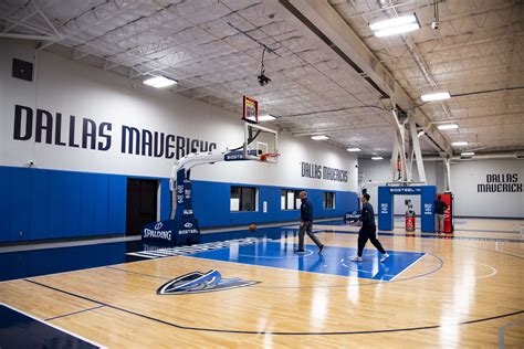 dallas mavericks practice facility