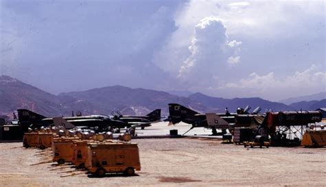 danang vietnam air base 1968