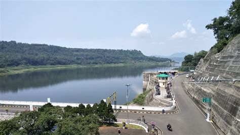 Gambar Danau Cirata