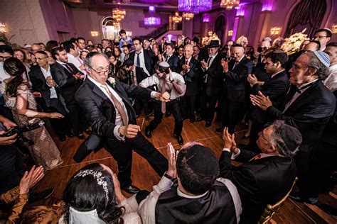 Jewish Wedding Dancing (The Hora) Jewish Wedding Traditions Explained