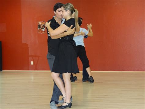 dance lessons on tango