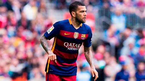 dani alves salary barcelona per