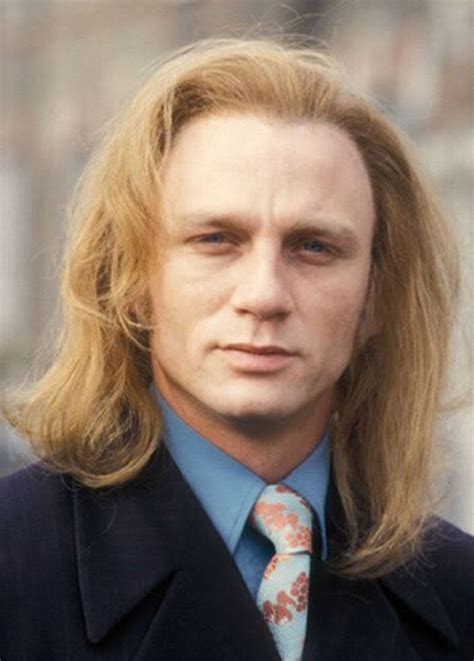 daniel craig with long hair