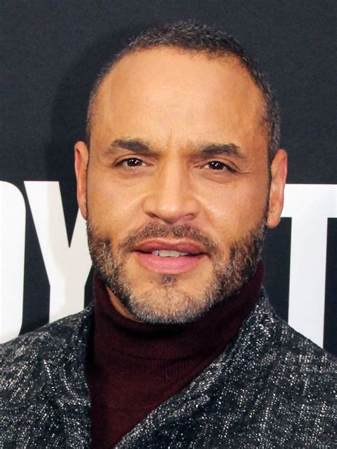 daniel sunjata relationships