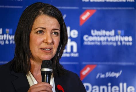 danielle smith news conference today