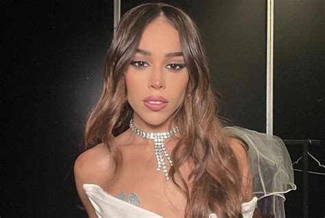 danna paola gira