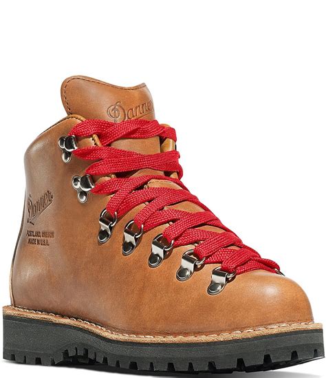 Danner Cascade Hiking Boots