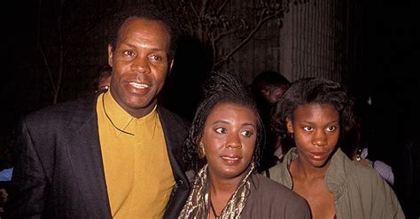 danny glover first wife