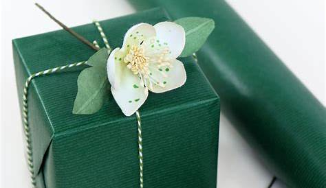 Jewelry Green Gift Wrapping Paper/ Dark Green Silking Grain