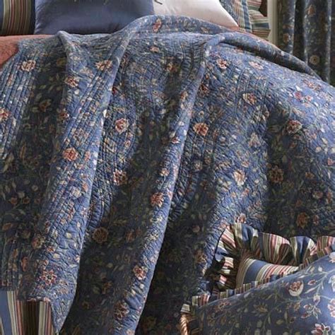 Dark Blue Quilt Queen