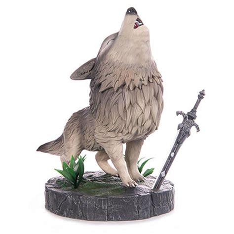 dark souls the great grey wolf sif sd statue